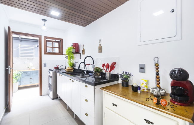 Casa Charmosa com Piscina - Barra do Una - Foto 11