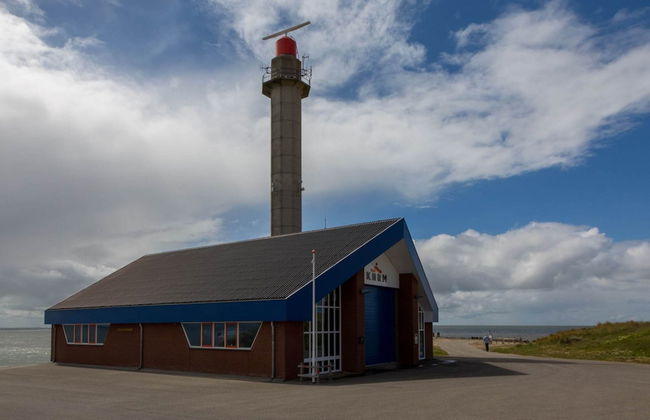 Pet-friendly Escape by the Sea - Photo 19