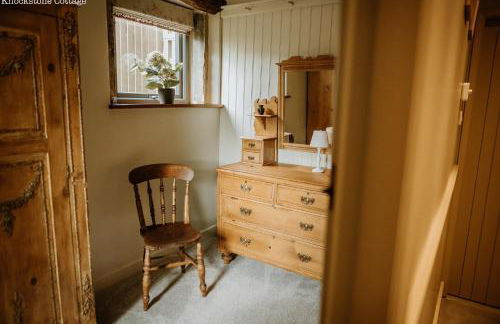 Lyme Tree Farm Cottages - Hotching Barn and Knockstone Cottage - Foto 30