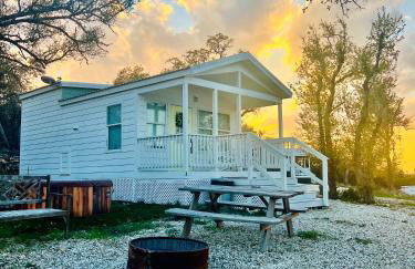 The Perch- Texas Tiny Haus with amazing views - Foto 1