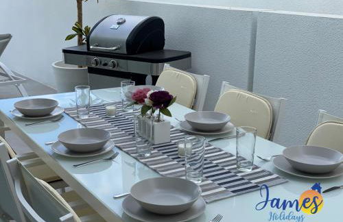 Luxurious Villa Private Pool La Marina Urb LM3 - Foto 2