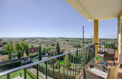 Chalet con Piscina en Aranjuez - Foto 12