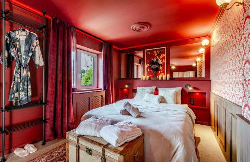 Love room avec Spa privatif "la Courtisane" - Sofa Tantra, terasse, salon d'hiver sous dôme transparent chauffé - love-room-alsace-67 - Foto 4