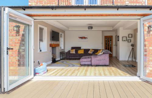 Dolly's House - Photo 6