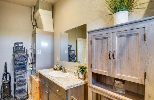 Large Patio and Grill! Group Stay in Midland - Foto 14