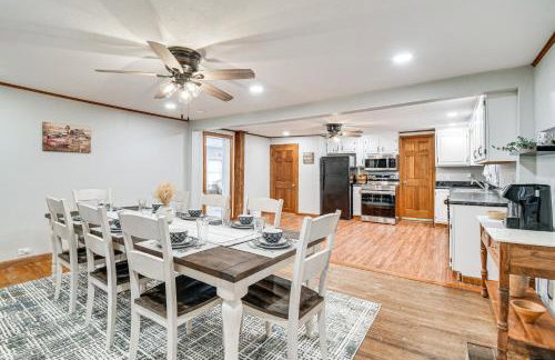 Auburn Finger Lakes Farmhouse with Open Views! - Foto 2