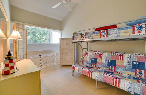 Harbor Springs Condo with Fireplace Near Skiing! - Foto 22