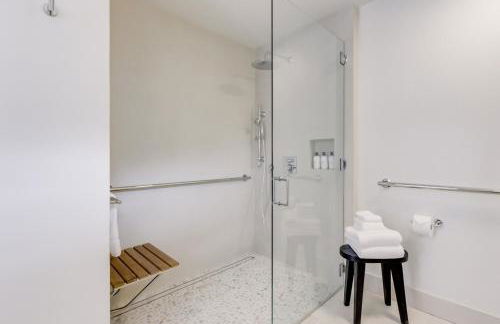 Casa Valerio - Boutique Suites in Downtown Santa Barbara - Photo 13