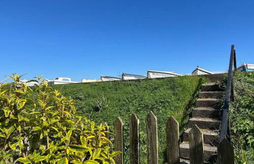 Beachfront Bliss at Laughing Water - Pass the Keys - Foto 44