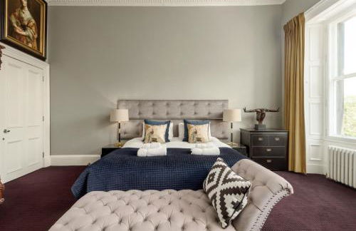 Edinburgh Castle Suite - The Edinburgh Address - Photo 14