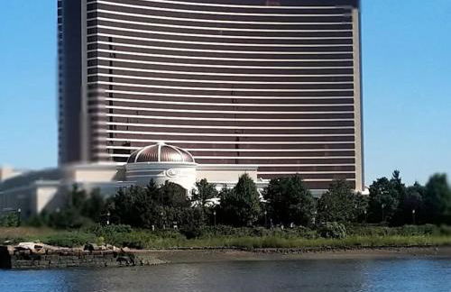 Central 1-BR Condo Assembly Row Gym & Pool Sleep 5 - Photo 57