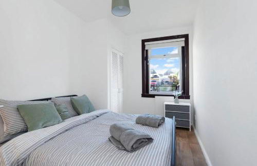 Free Parking - Central - Sleeps 6 - 3 Bedrooms - Foto 22