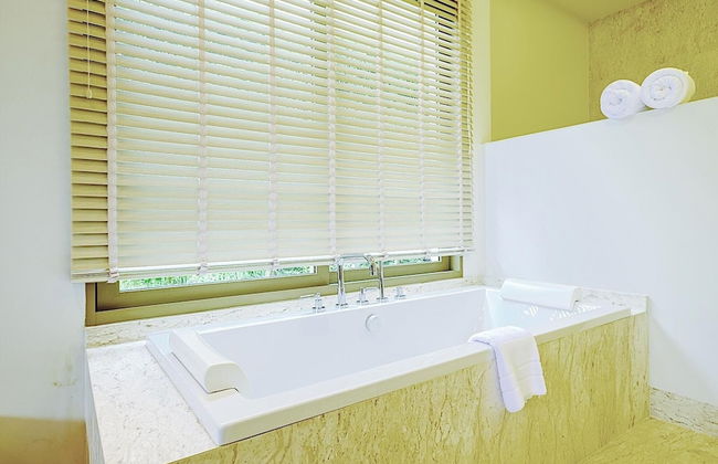 "seaview Hilltop Wow 2br 250sqm Pool Villa Naithon Beach" - Photo 16