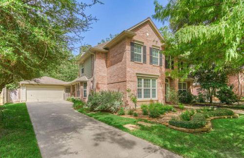 New!4BR with Easy Access to all Woodlands Amenities - Photo 38