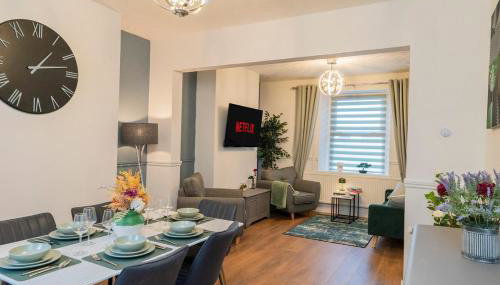 Modern house, sleeps up to 9 - Foto 4