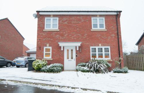 Lysander House - Modern, 4-Bed House, near Alton Towers - Foto 1