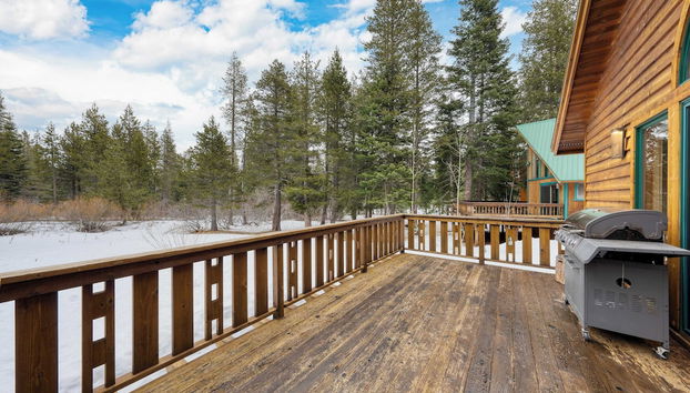 5 Mins to Ski Resort Ping Pong, Pool Table, Deck Donner Ridge by Avantstay - Foto 3, Innenbereich