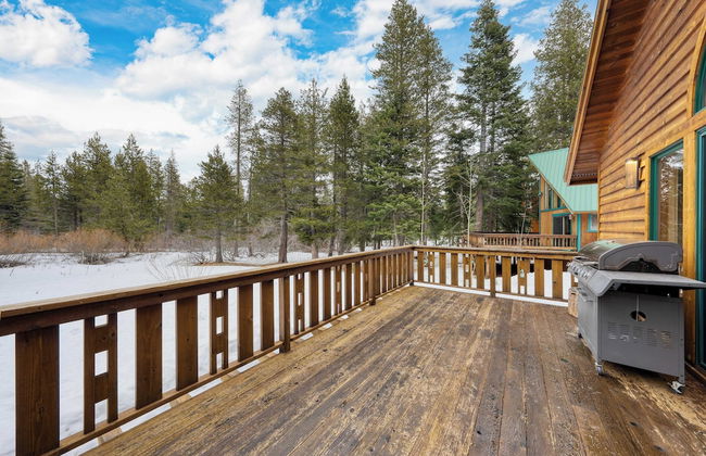 5 Mins to Ski Resort Ping Pong, Pool Table, Deck Donner Ridge by Avantstay - Foto 3