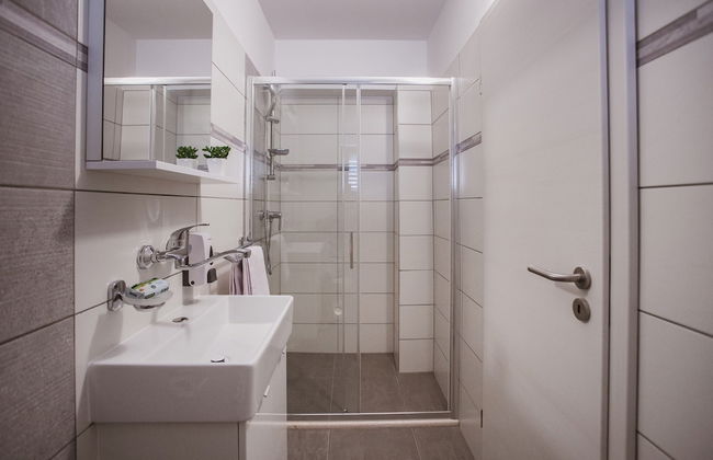 Luxury Modern House, Just 1 min Walk to the Beach - Foto 43