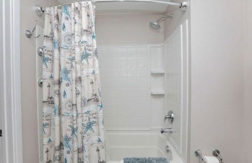 Sojourn Sea Views with Balcony & Fireplace Sleeps 7 - Foto 13