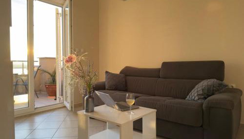 Blue Horizon - 400m from the Sea! - Foto 3