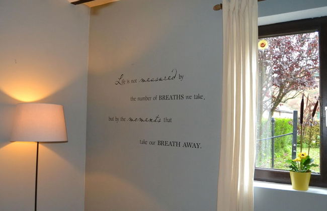 Well Kept Gite, Short Distance From the River and Forest - Foto 18