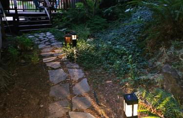 Forest Gallery- Mid-Century Modern With City Views - Photo 37