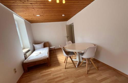 Ferienwohnungen Am Schloss - Monteurzimmer Reuhl - Foto 16