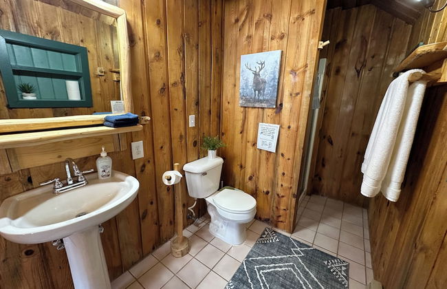 Mount Peale Country Inn and Cabins - Photo 50