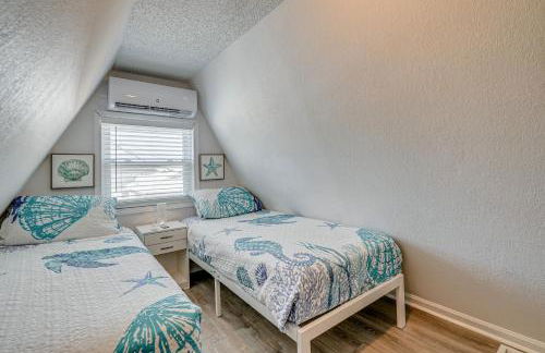 Cozy 3BRand3BA • Sleeps 9 • 0 3 Mi to Beach • PCB - Foto 9