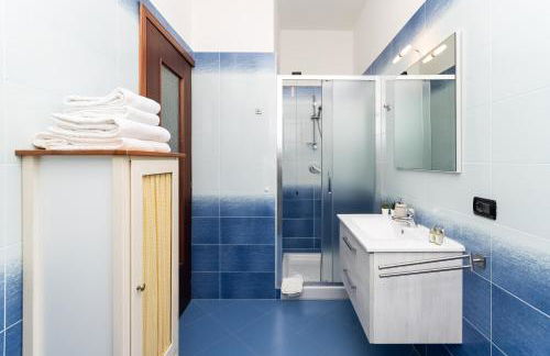 Vista Mare & 300mt da Spiaggia con FreeParking e AC - Foto 6