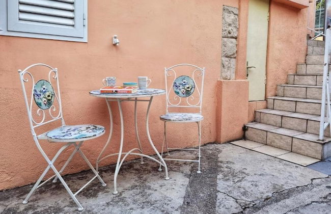 Jele - Perfect Location - A1 - Photo 14