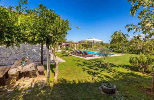 Holiday house Dorstari by Villsy - large garden with pool, playground for kids and adults - Photo 20