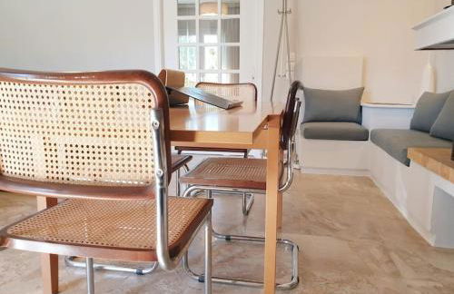 Rooftop Studio Apt - 5 Min Walk to Holargos Metro - Foto 4