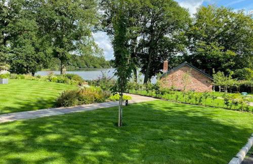 Waters Edge, Talkin Tarn, a luxurious bungalow with stunning views over the tarn - Foto 30