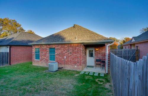 1 Mi to Historic Dtwn Weatherford Home with Yard - Foto 20