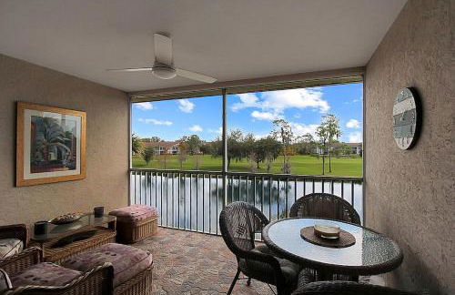 Well-appointed lakefront condo - Heritage Oaks County Club - Foto 1