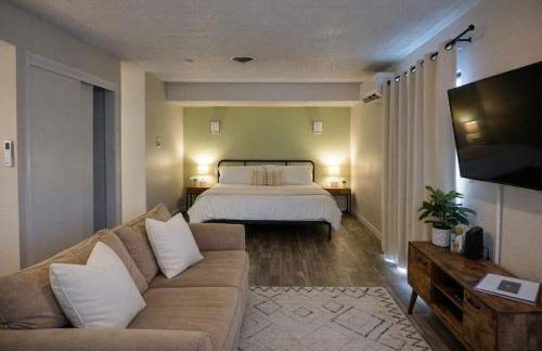 Down Town , Studio Apt., King Bed, Self Check-In - Foto 15