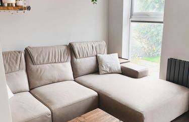 Sun Set House With Hot Tub - Photo 26