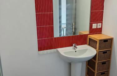 Haute-Corse Bas de villa , 2 chambres de 70 m2 , vue mer , jardin et terrasse - Foto 21