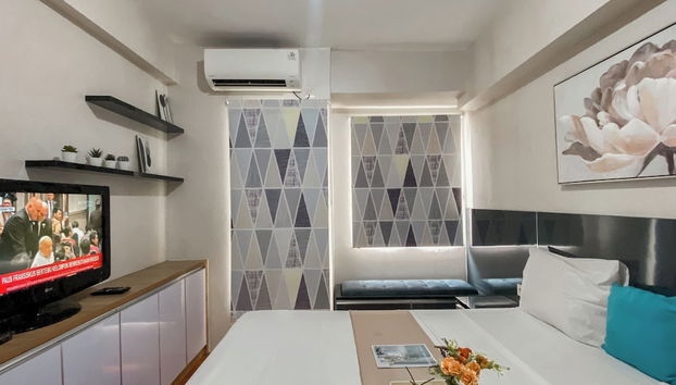 Warm and Homey Studio at Podomoro Golf View Apartment - Foto 2, Zimmer