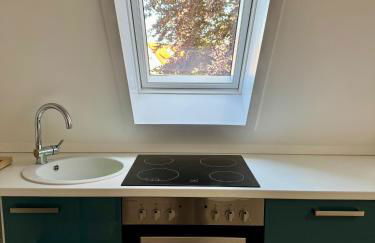 Dachgeschosswohnung Benther Berg, Contactless Check-in, free parking, Vollsaniert und Renoviert 2025 - Foto 4