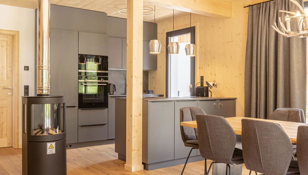 Kitchen / Dining Room