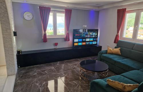 Apartment Casa Lumina - 5 minutes to the airport - Foto 57
