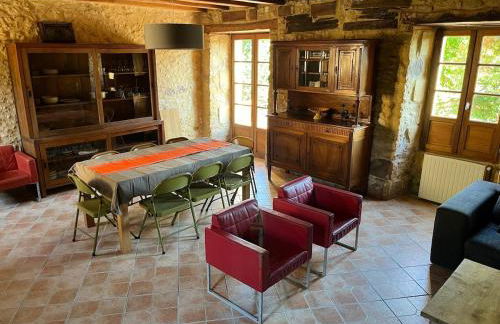 Gîtes OSTAL de Marcillac avec piscine - Le Pigeonnier - Foto 5