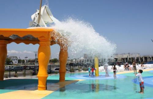 3BR Beautiful Remodeled Victorian w/ Beach Locker - Foto 47