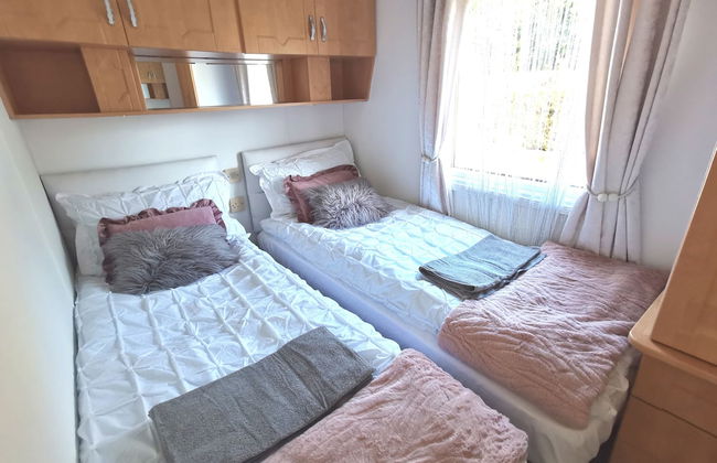 Lakes and Woodlands Overstone Holiday Park - Foto 8