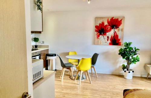 VIPAbodes at Woking Central - Photo 29