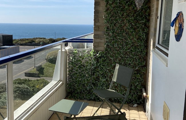 Stunning 2 bed Seaside Apartment With Sea Views - Foto 48