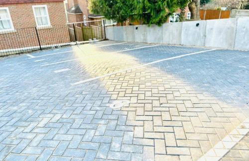 Dover port City Stay10 sleeps and Park free Onsite - Foto 8